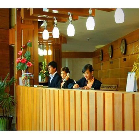 Myat Nan Yone Hotel Naypyidaw Екстериор снимка