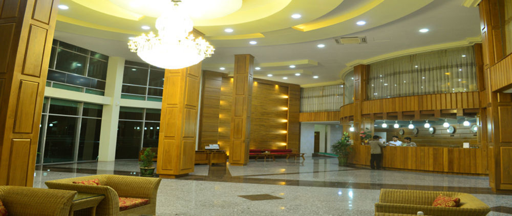 Myat Nan Yone Hotel Naypyidaw Екстериор снимка