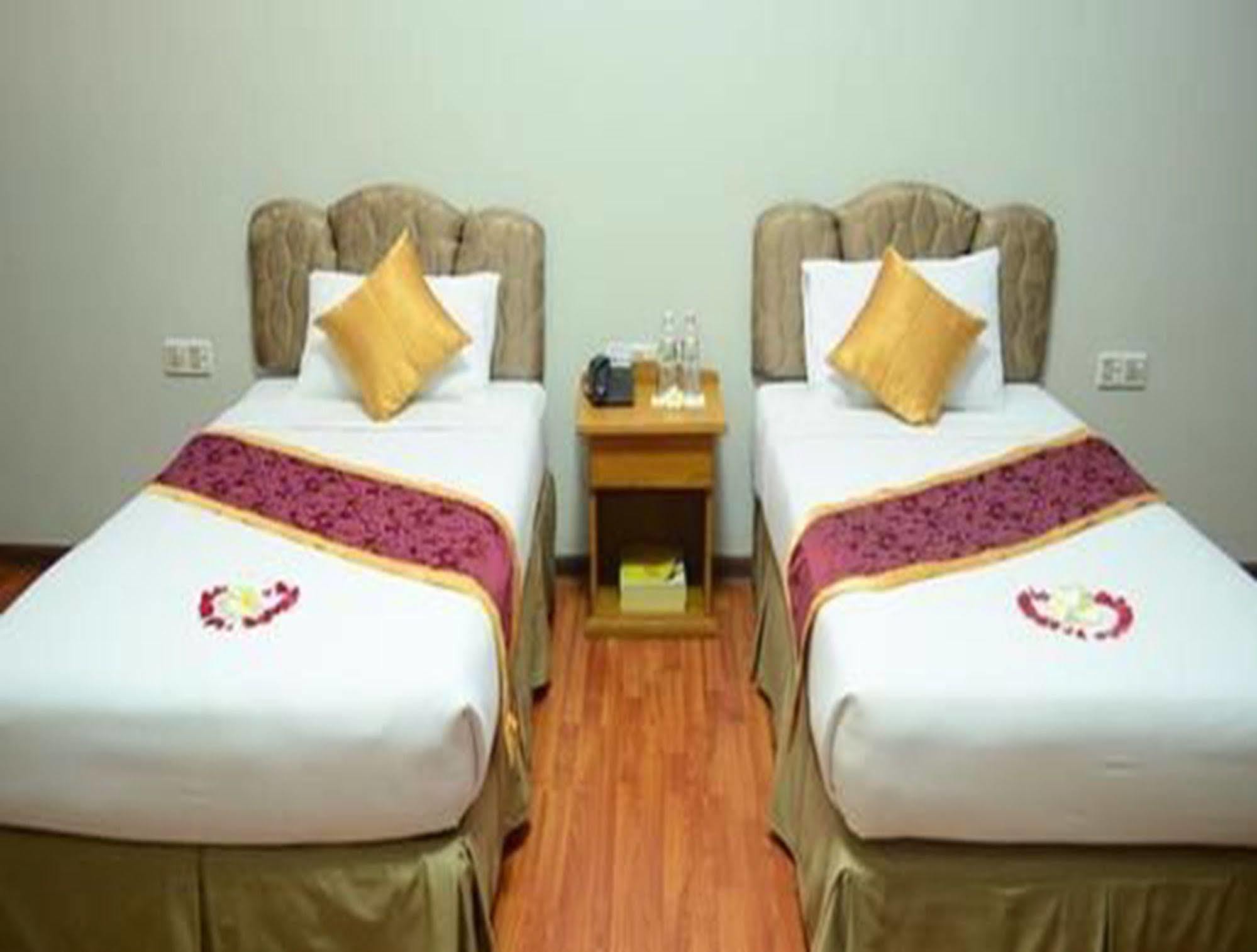 Myat Nan Yone Hotel Naypyidaw Екстериор снимка
